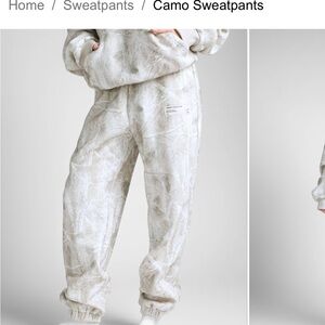 Comfrt Camo Sweatpants